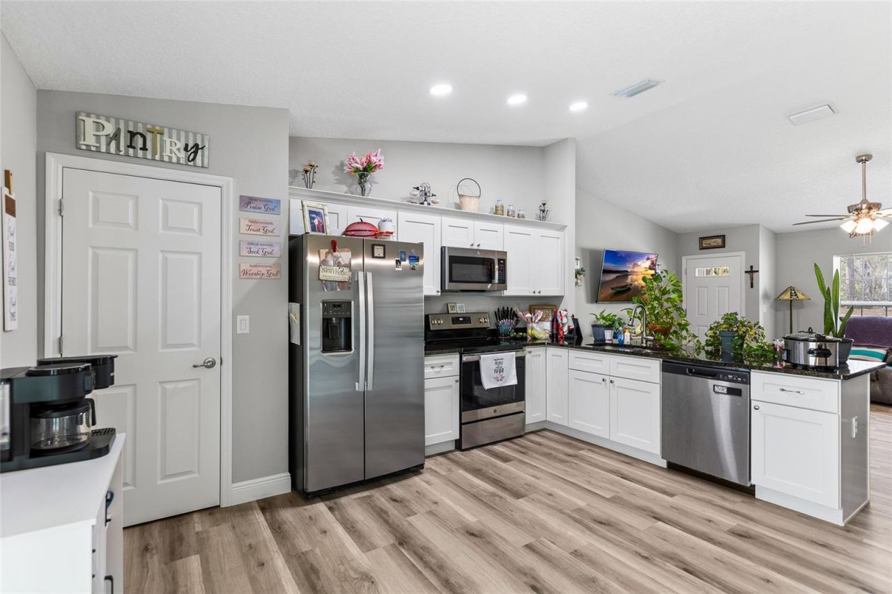 2700 W Rutland Drive , Citrus Springs, FL 34434 Photo