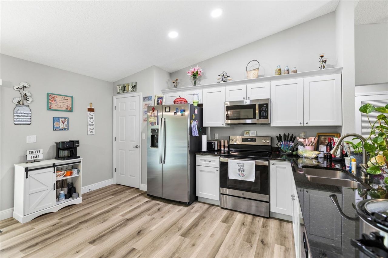 2700 W Rutland Drive , Citrus Springs, FL 34434 Photo