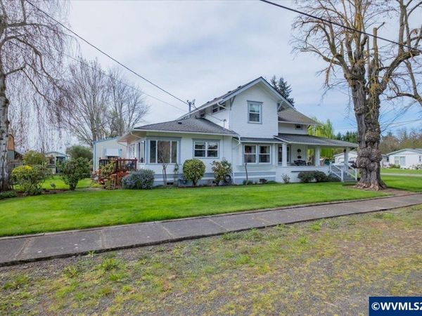 504 Washburn St, Brownsville, OR 97327