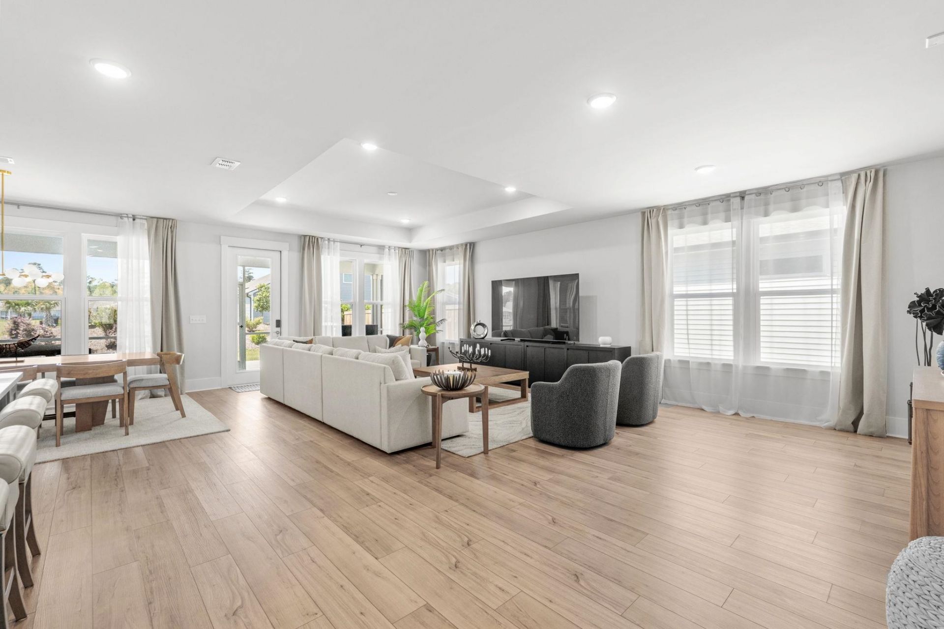 255 River Edge Dr. Photo 6