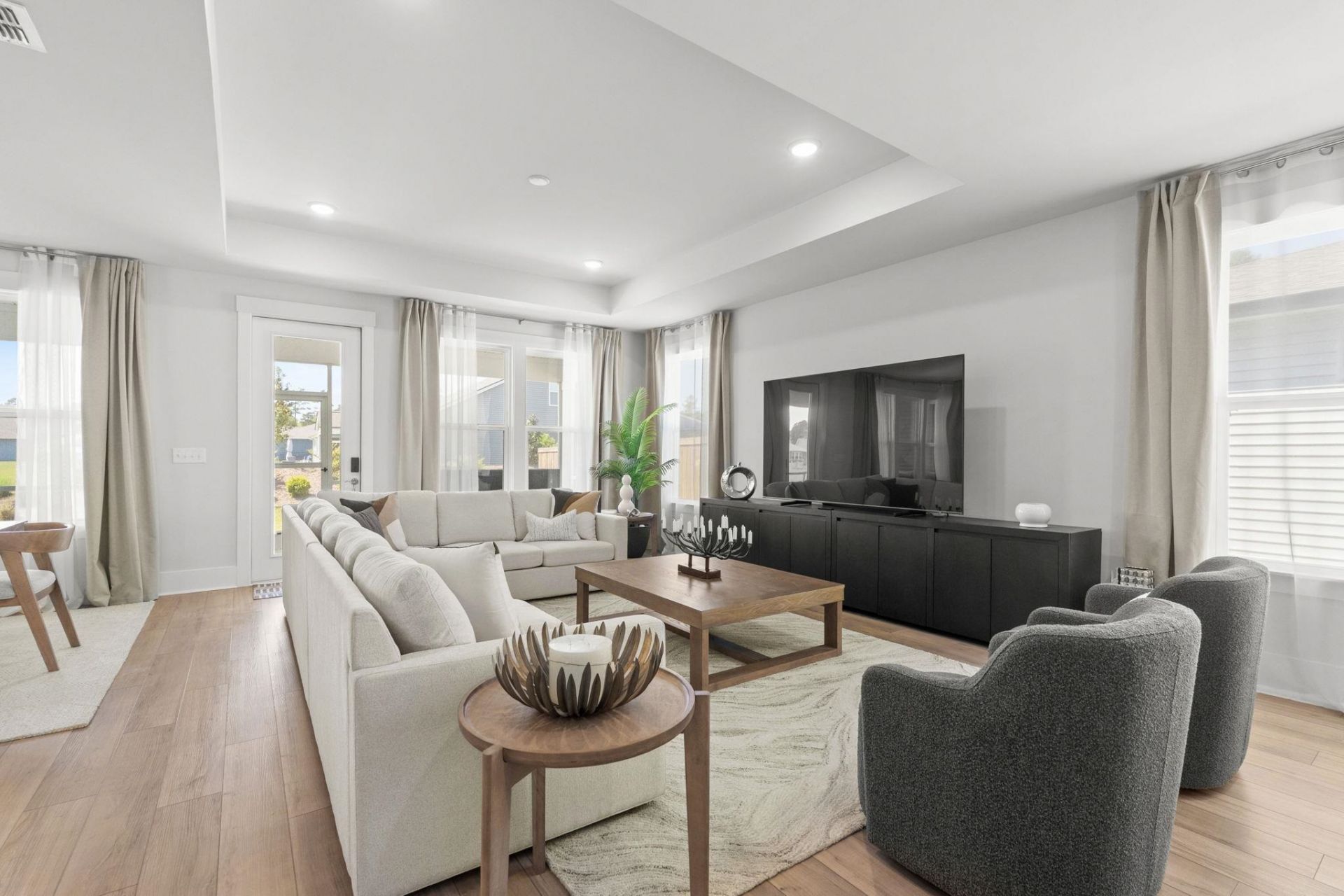 255 River Edge Dr. Photo 9