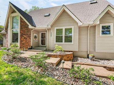 4302 NW 60th Court, Kansas City, MO 64151