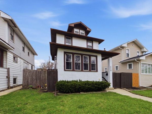 1113 S 7th Avenue , Maywood, IL 60153
