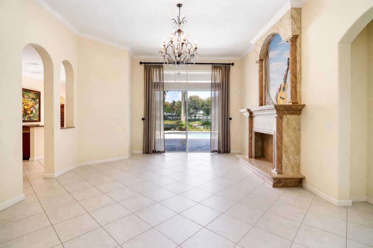 713 NW 123rd Drive, Coral Springs, FL 33071 Photo