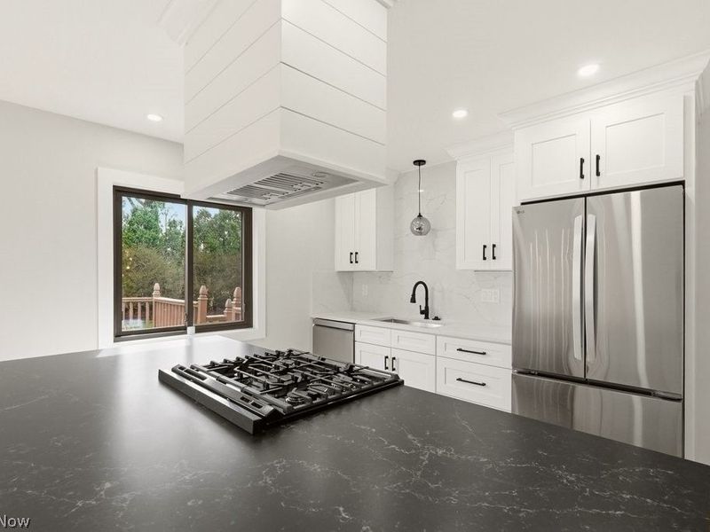 9415 Lawnfield Drive, Twinsburg, OH 44087 Photo 8