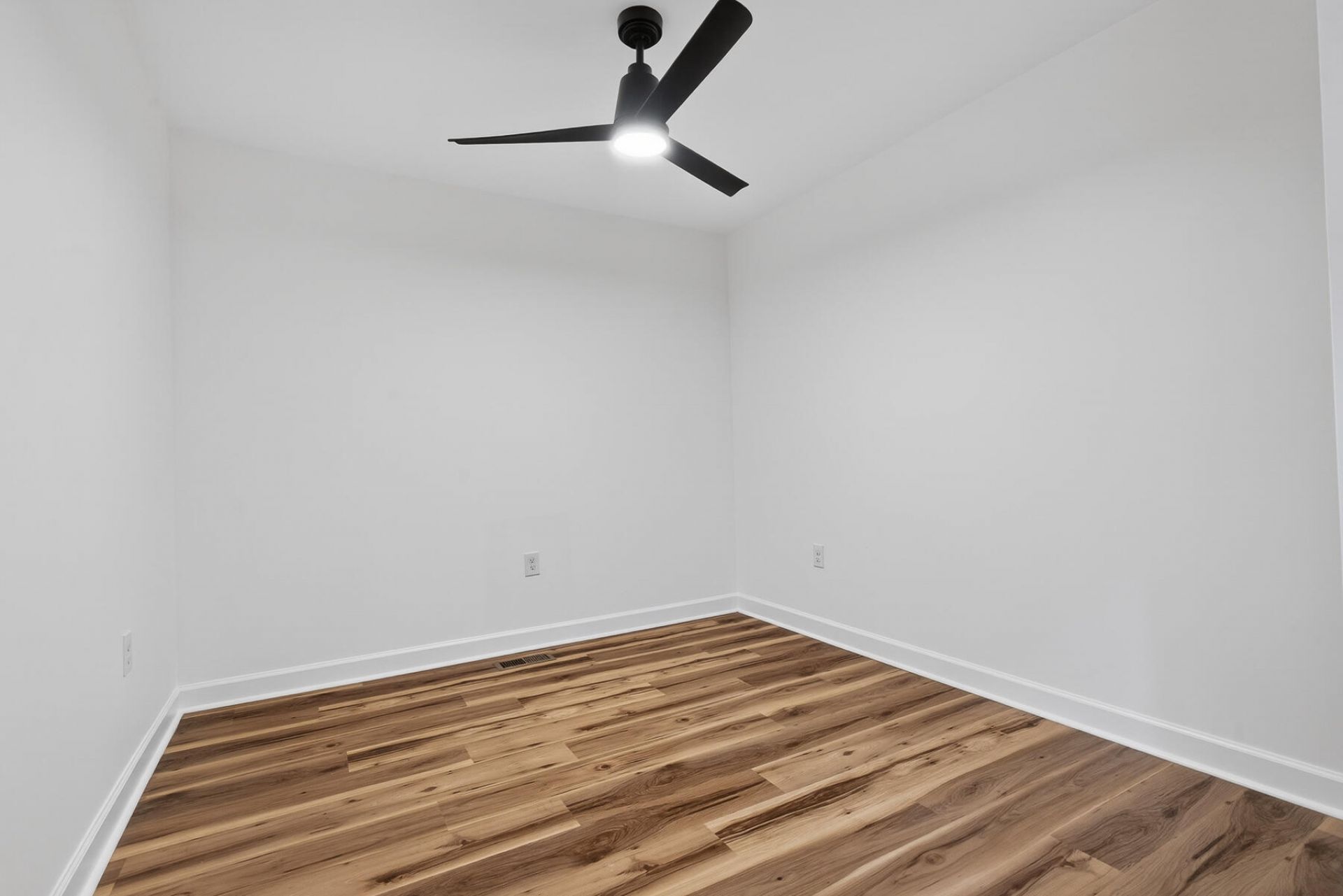 314 Ashley Drive Photo 33