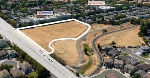 8740 Bruceville Rd, Elk Grove, CA 95758 Photo