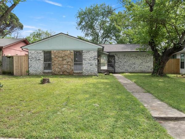 9620 Dale Glade Drive, Dallas, TX 75217