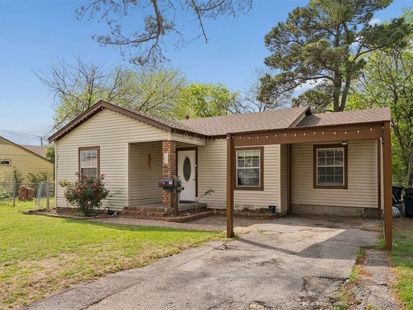 120 Norwood Street , Mesquite, TX 75149