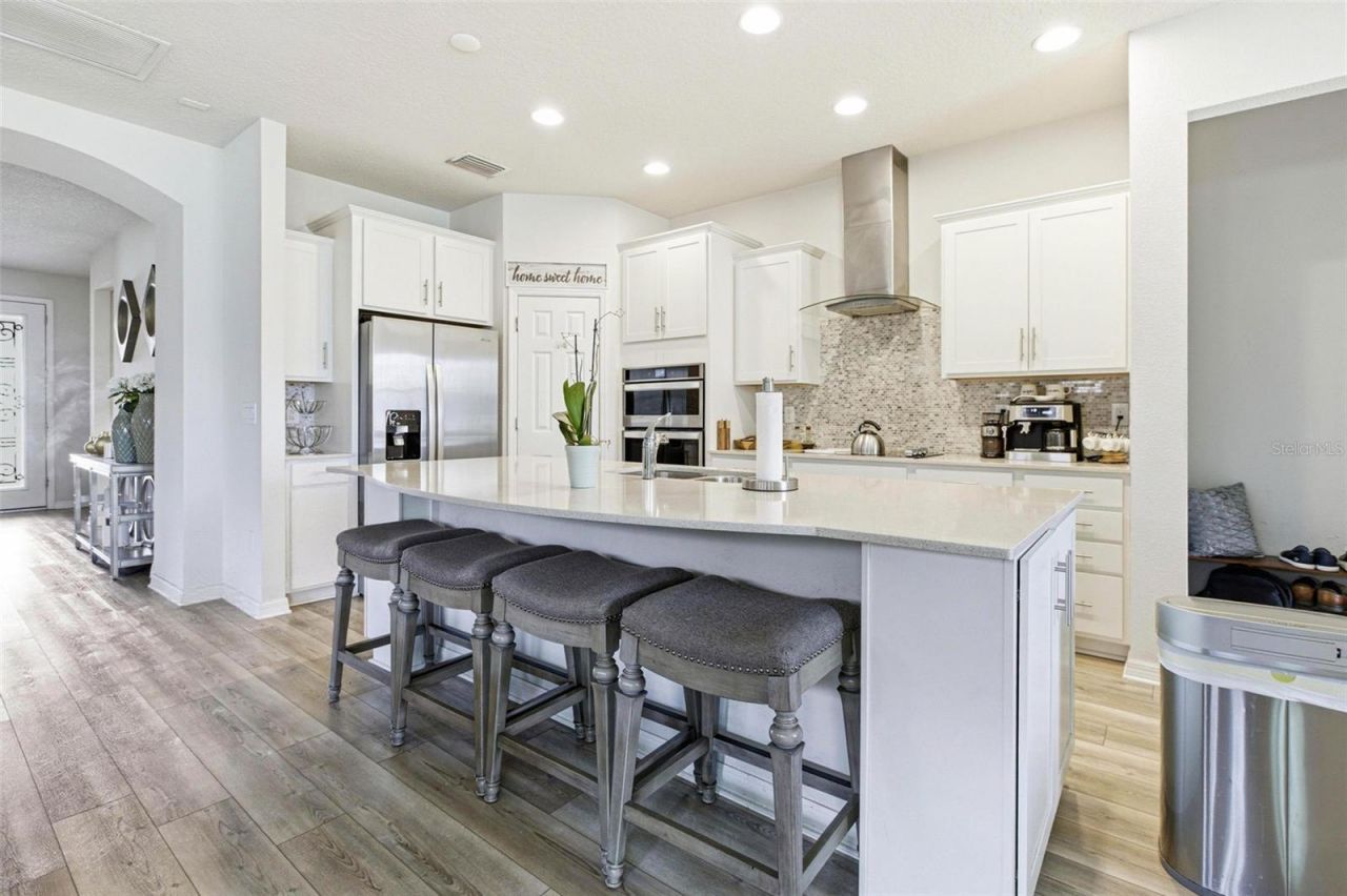 5303 Levana Street, Palmetto, FL 34221 Photo