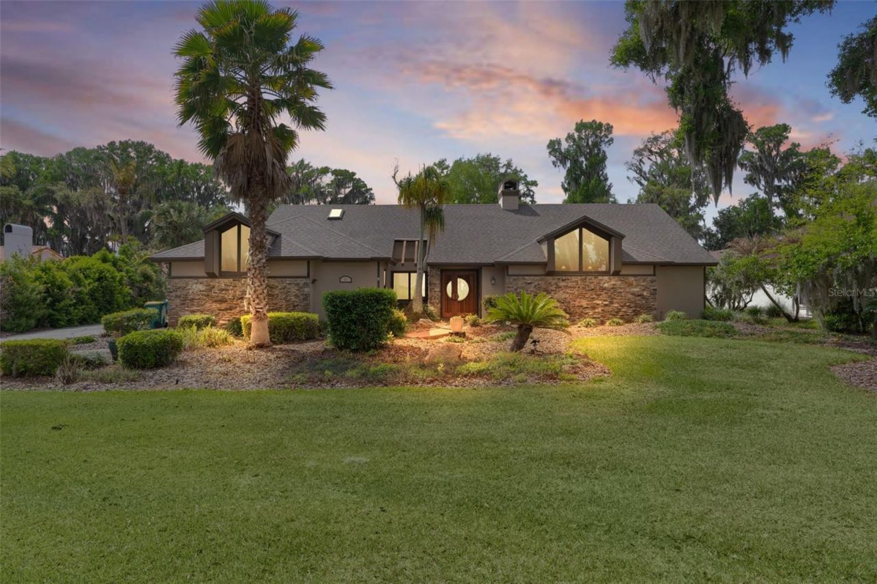 60 Sand Lake Place, Eustis, FL 32726 Photo