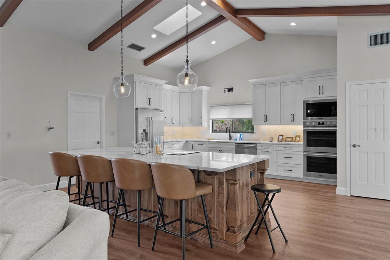 60 Sand Lake Place, Eustis, FL 32726 Photo