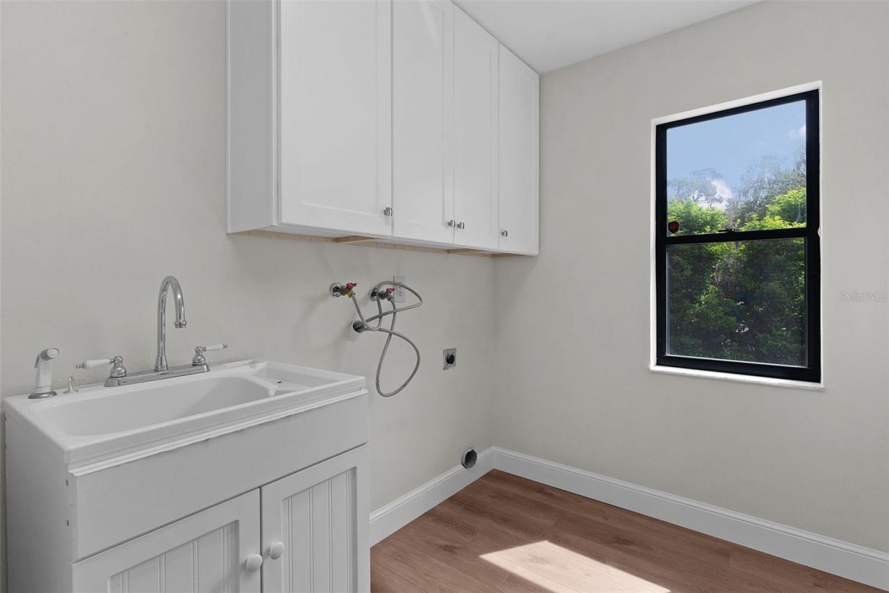 60 Sand Lake Place, Eustis, FL 32726 Photo