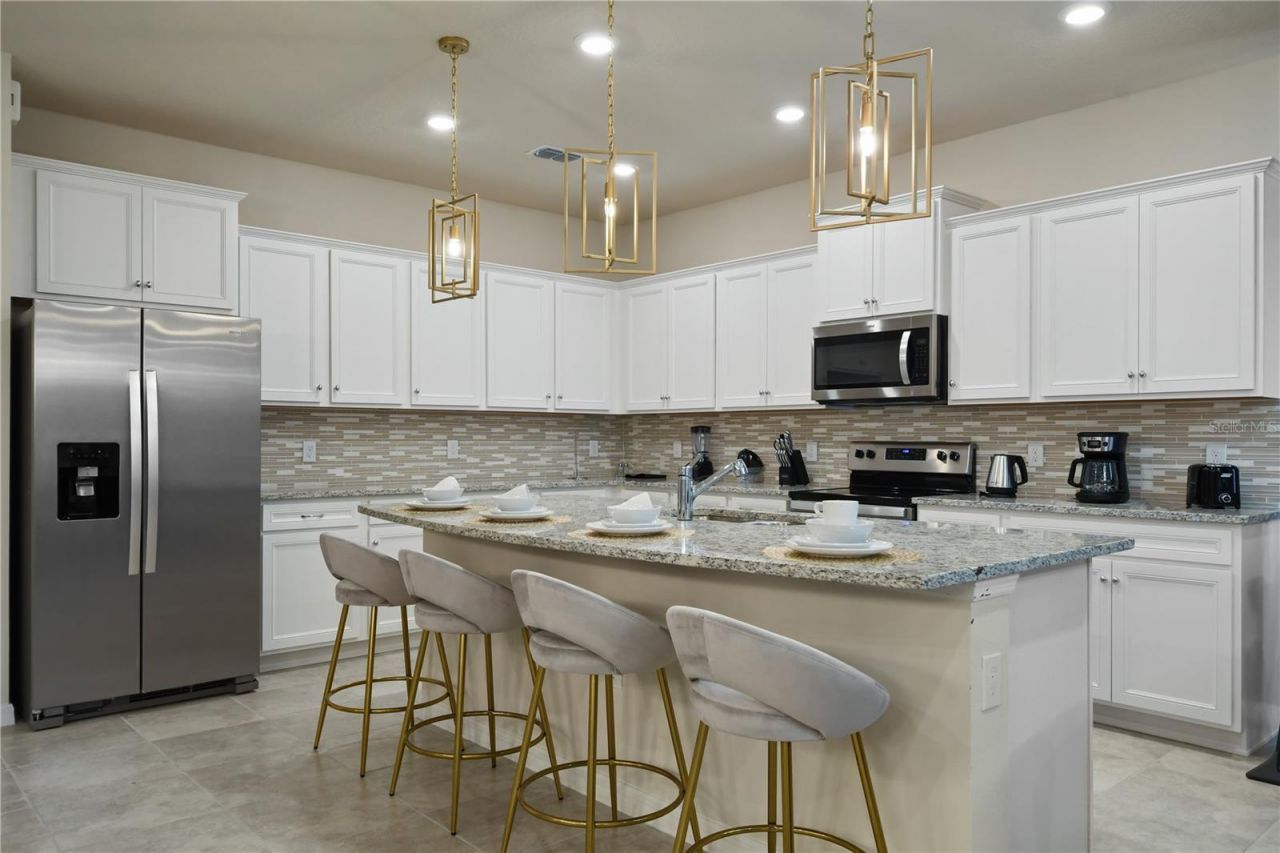 3715 Lana Avenue , Davenport, FL 33897 Photo