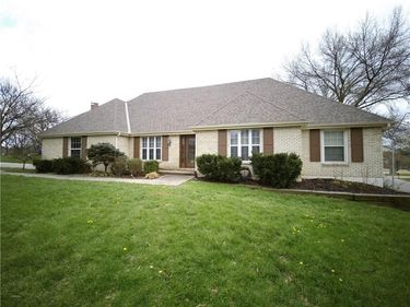 901 96th Terrace, Kansas City, MO 64155