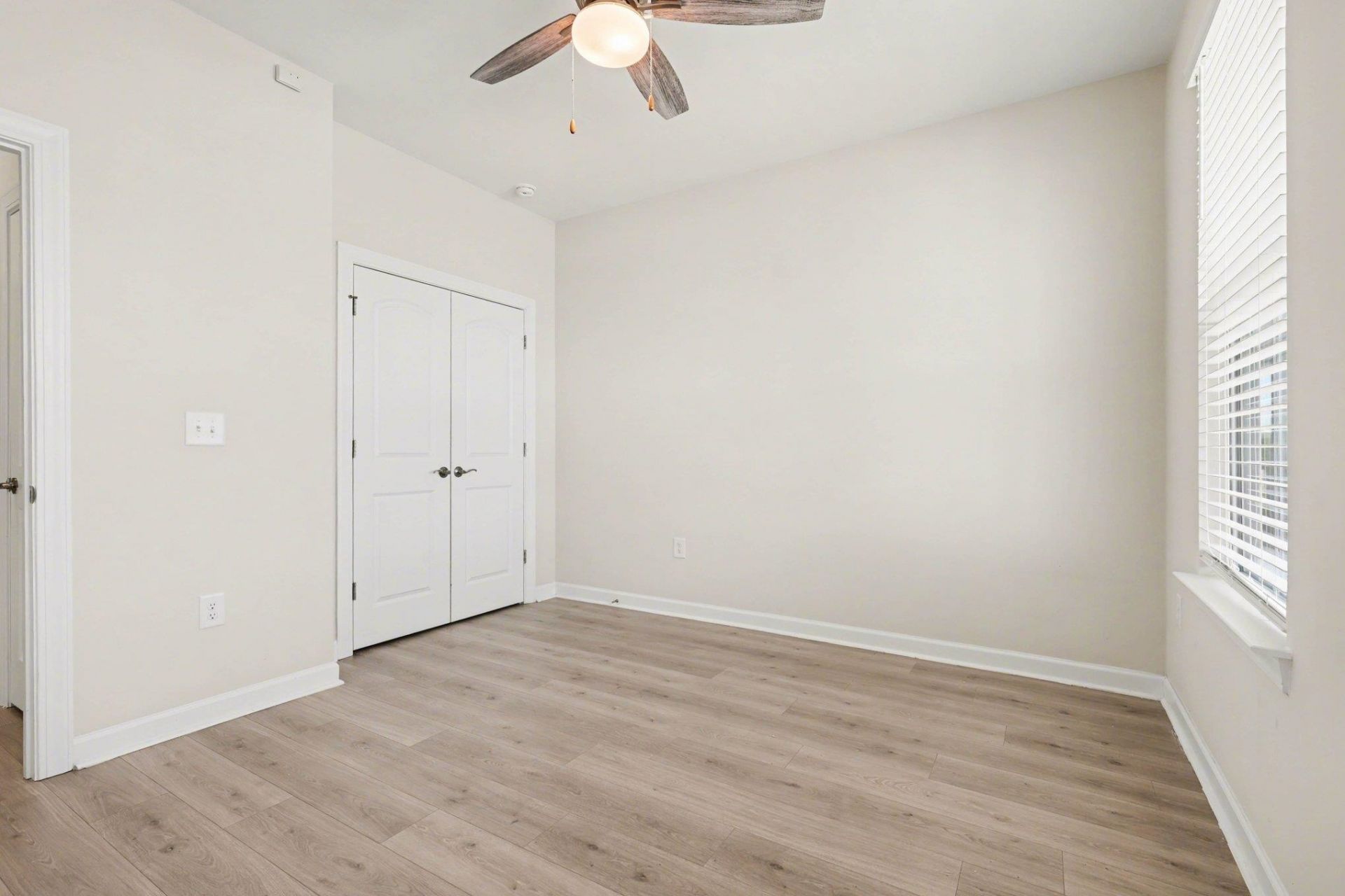 2063 Singing Palm Loop Photo 27