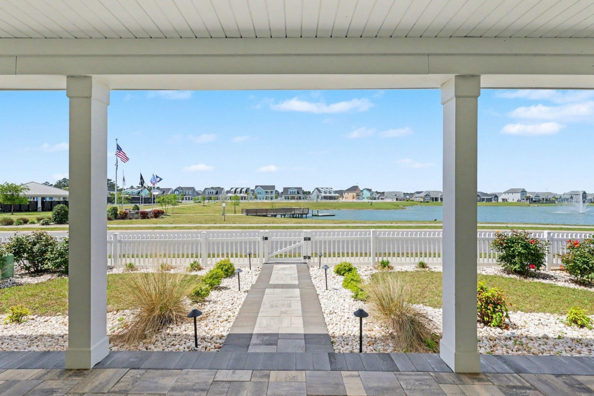 2063 Singing Palm Loop Photo 4