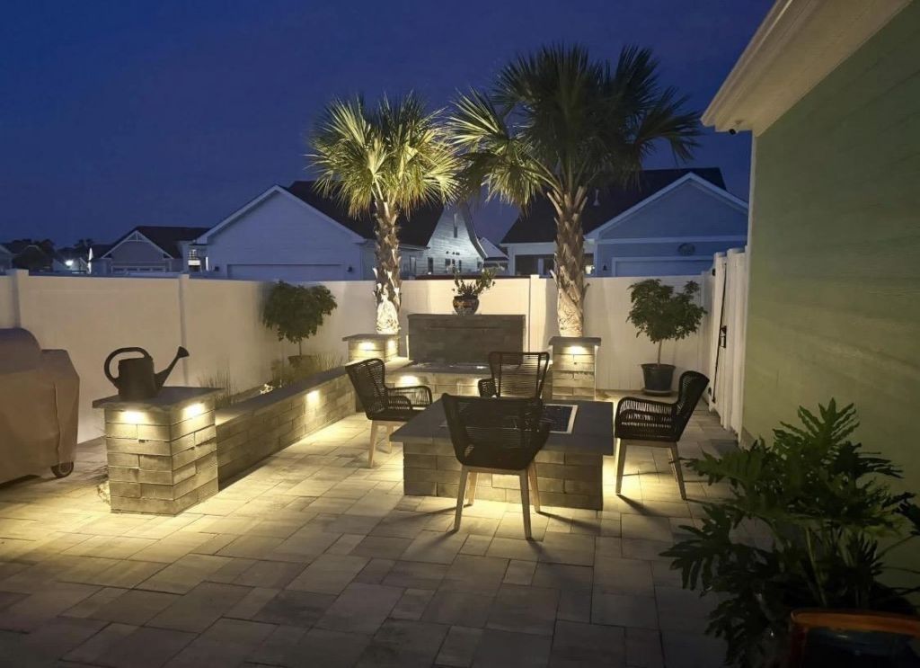 2063 Singing Palm Loop Photo 40