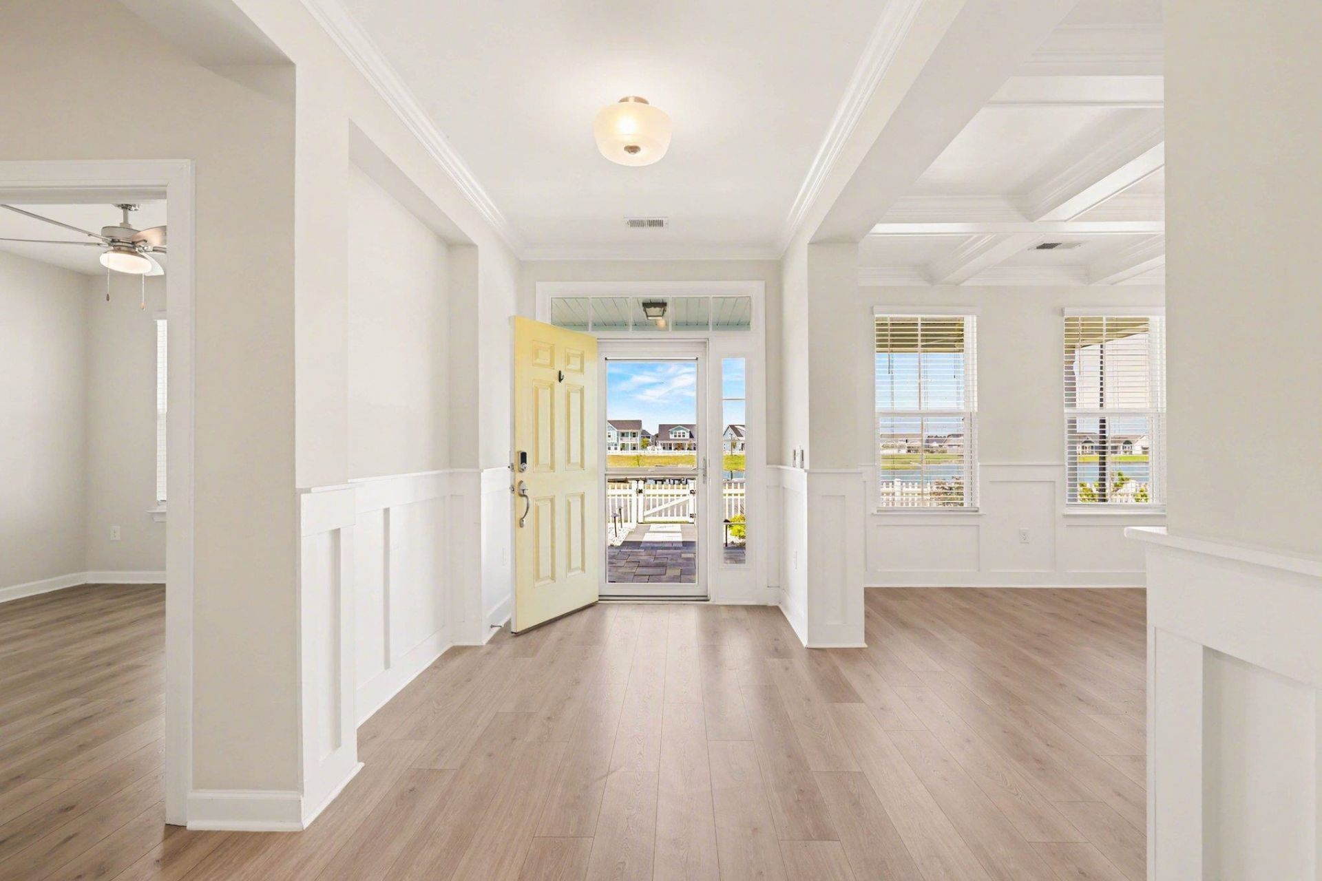 2063 Singing Palm Loop Photo 8