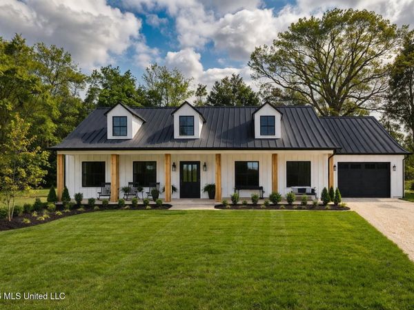 339 Mossy Oak Drive, Courtland, MS 38620