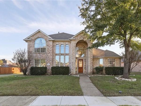 1313 Bradbury Drive, Carrollton, TX 75007