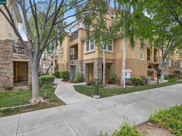 4300 Keegan St, Dublin, CA 94568