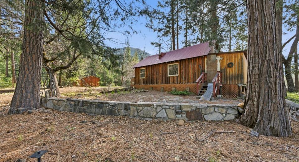 38 Valhalla Ln., Sierra City, CA 96125 Photo