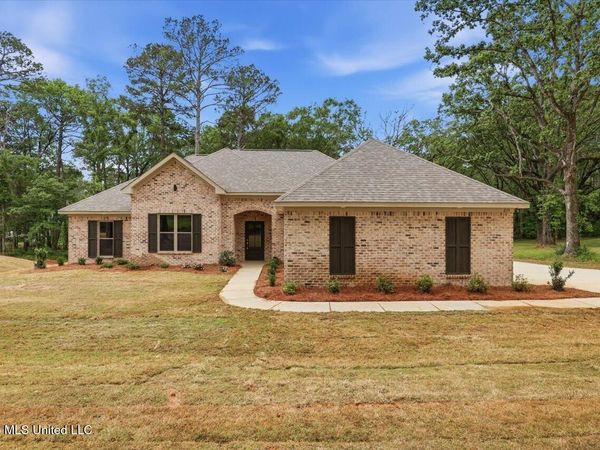 219 Walter Jones Road, Mendenhall, MS 39114