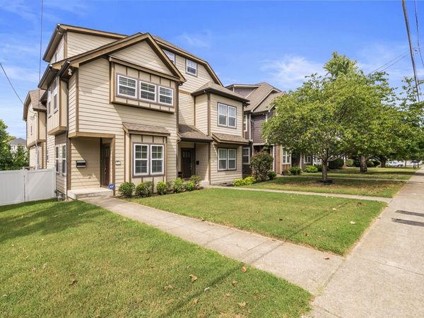 1711 14th Ave S, Nashville, TN 37212