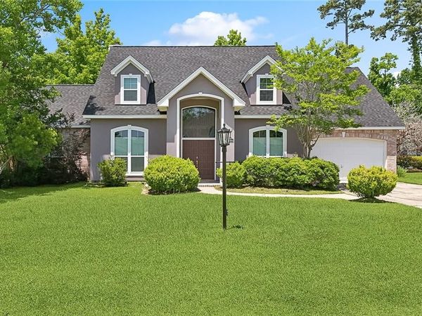 1424 WOODMERE Drive, Mandeville, LA 70471