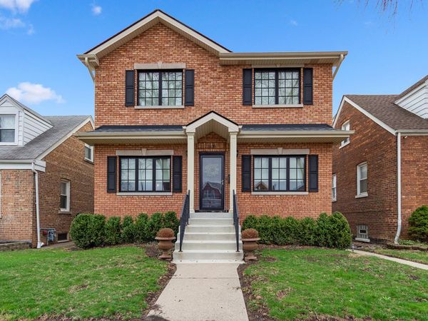 5139 S Leamington Avenue, Chicago, IL 60638