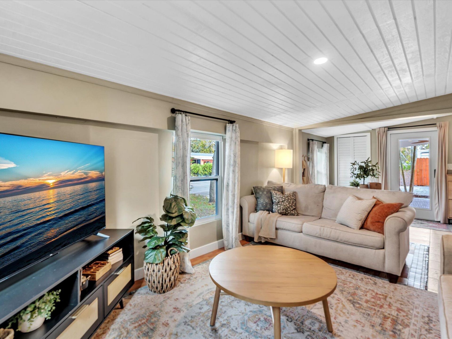 2192 Bonnie Drive, West Palm Beach, FL 33415 Photo