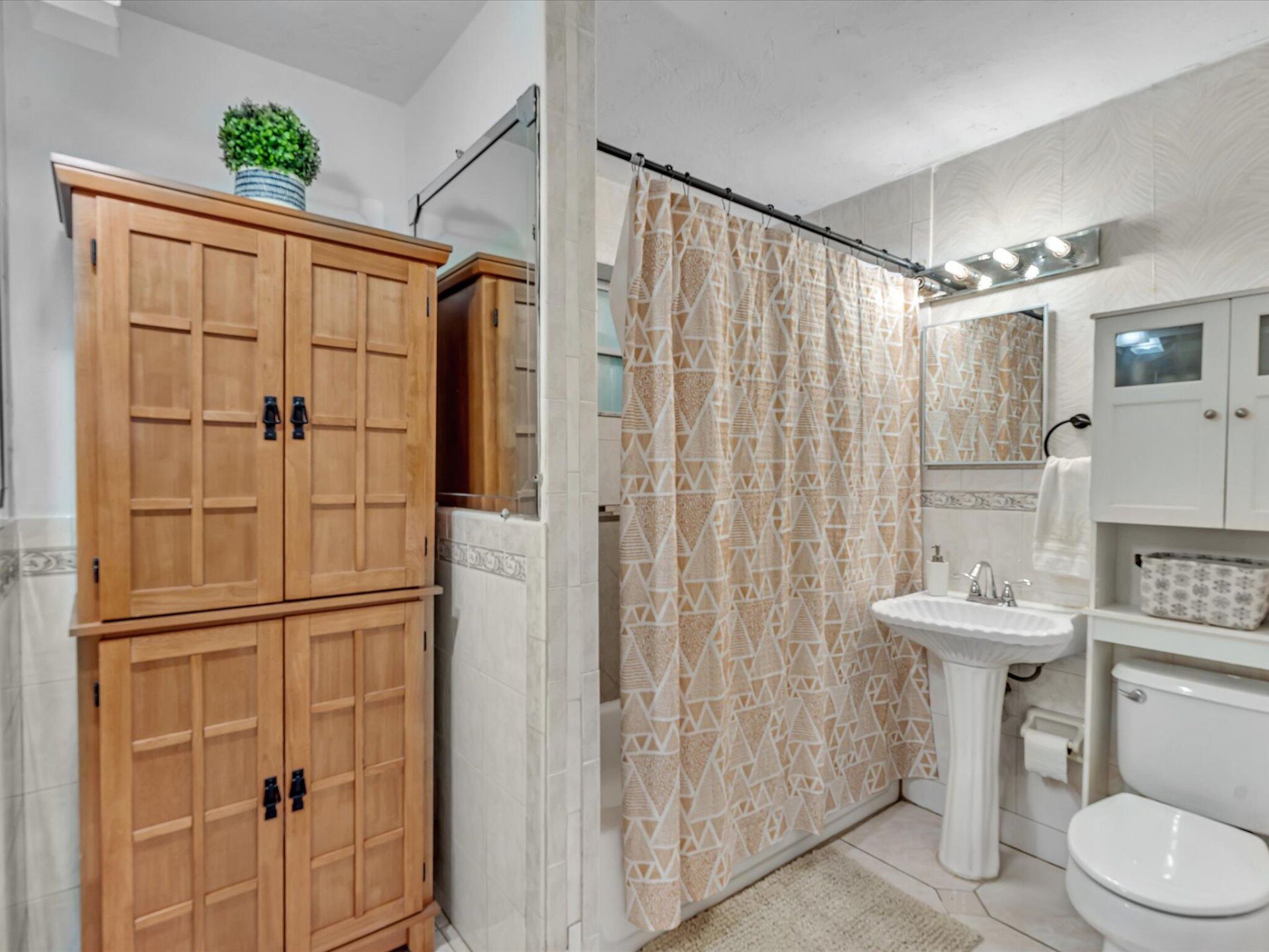 2192 Bonnie Drive, West Palm Beach, FL 33415 Photo