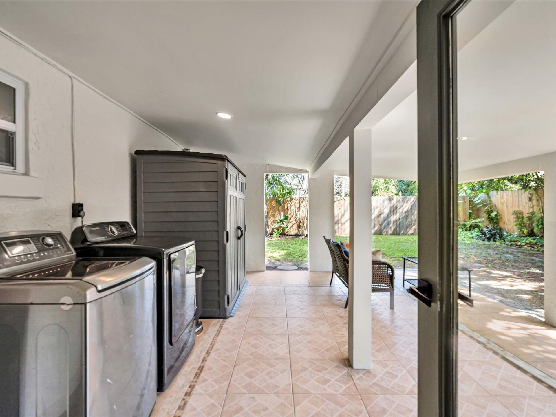 2192 Bonnie Drive, West Palm Beach, FL 33415 Photo