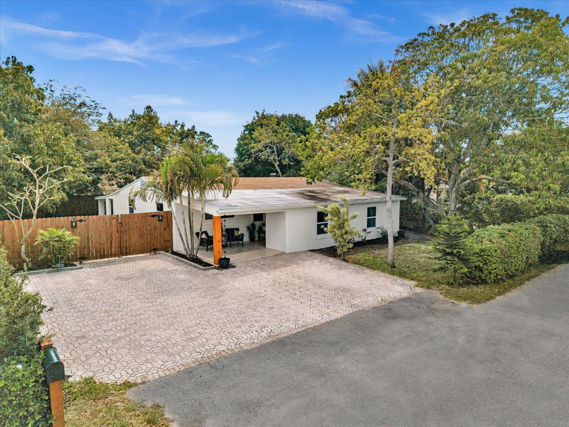 2192 Bonnie Drive, West Palm Beach, FL 33415 Photo