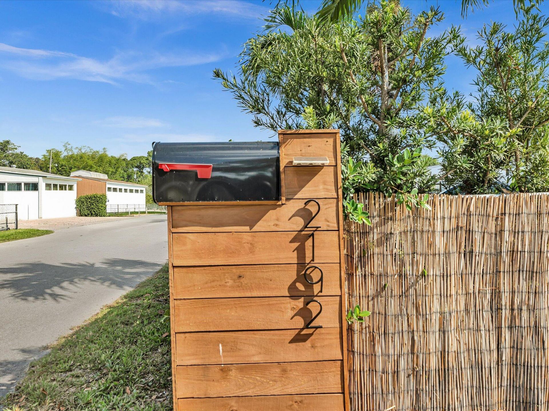 2192 Bonnie Drive, West Palm Beach, FL 33415 Photo