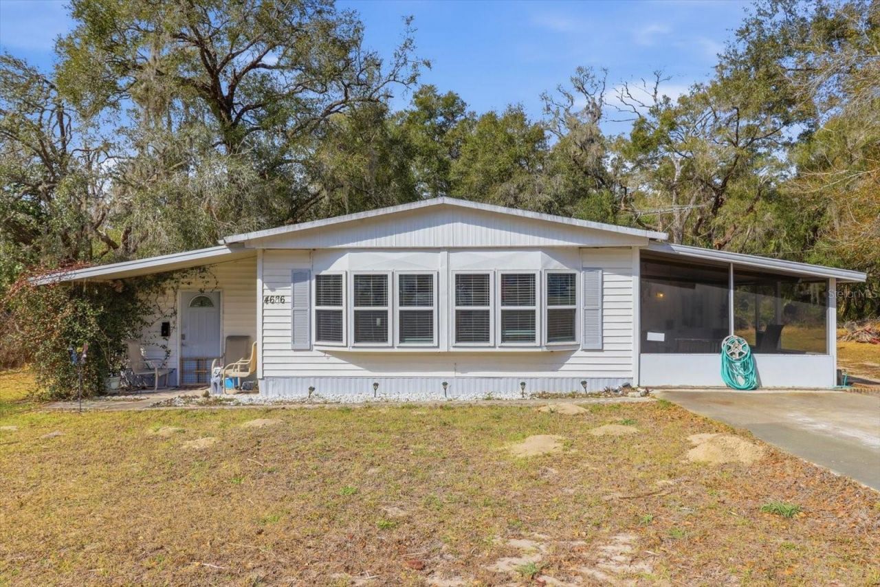 4686 S Brush Hollow Loop, Inverness, FL 34450 Main Photo