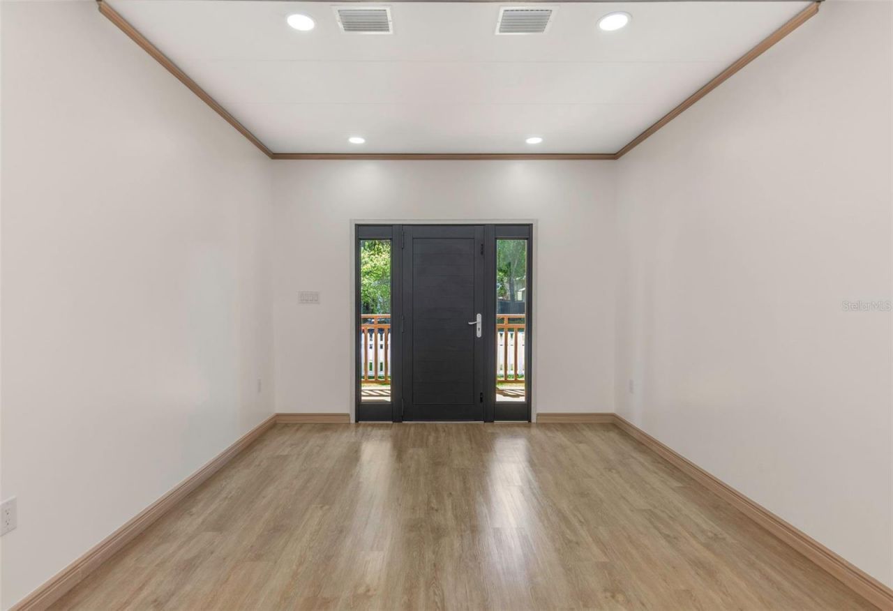 1125 Melrose Avenue S, Saint Petersburg, FL 33705 Photo