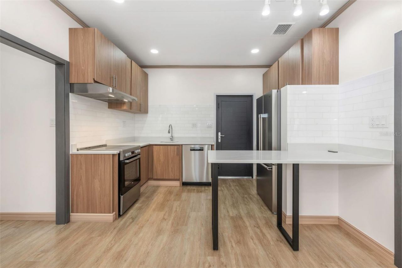 1125 Melrose Avenue S, Saint Petersburg, FL 33705 Photo