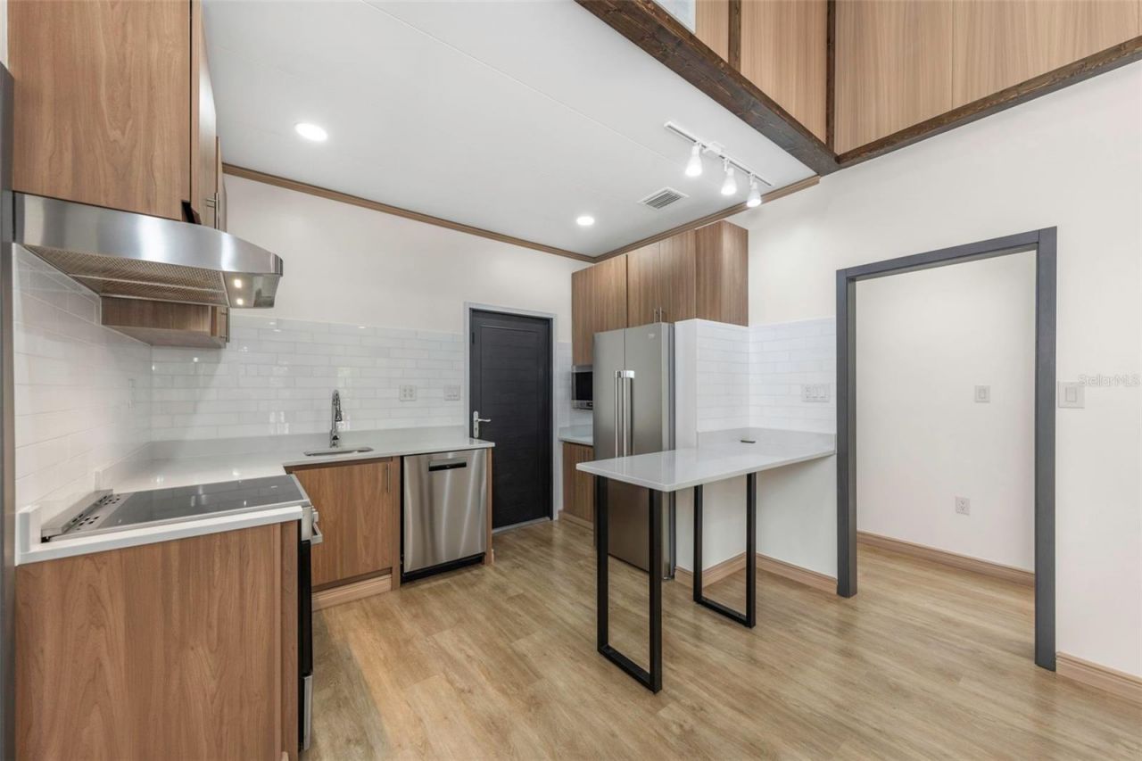 1125 Melrose Avenue S, Saint Petersburg, FL 33705 Photo