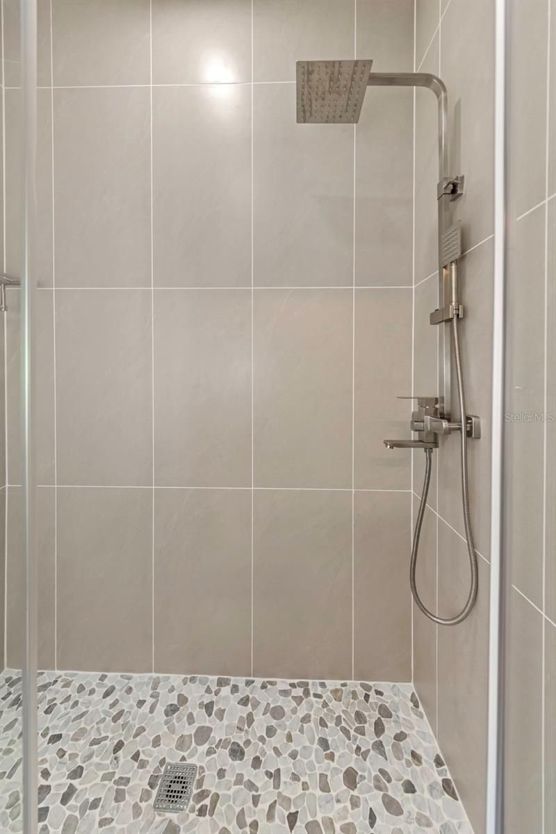 1125 Melrose Avenue S, Saint Petersburg, FL 33705 Photo