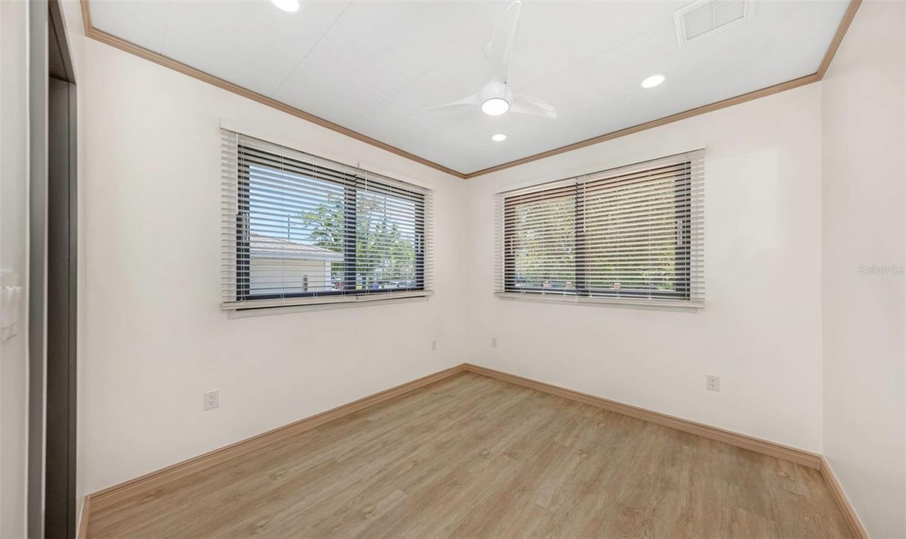 1125 Melrose Avenue S, Saint Petersburg, FL 33705 Photo