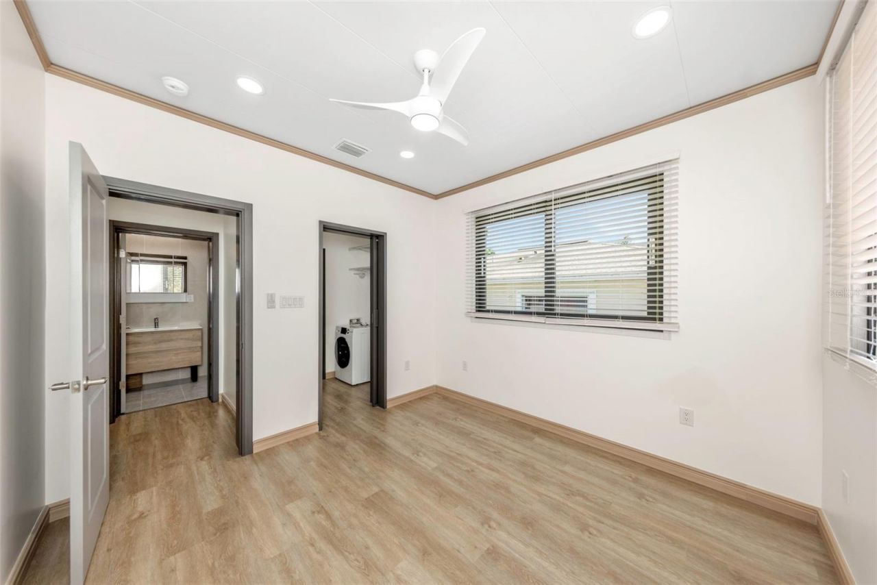 1125 Melrose Avenue S, Saint Petersburg, FL 33705 Photo