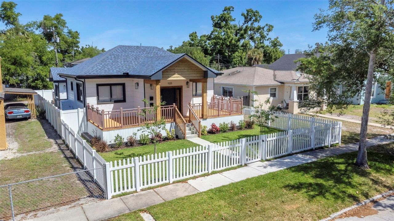 1125 Melrose Avenue S, Saint Petersburg, FL 33705 Photo