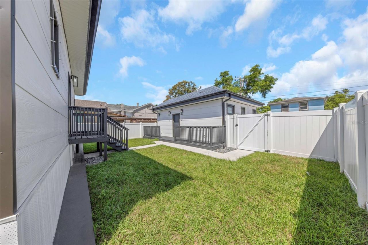 1125 Melrose Avenue S, Saint Petersburg, FL 33705 Photo