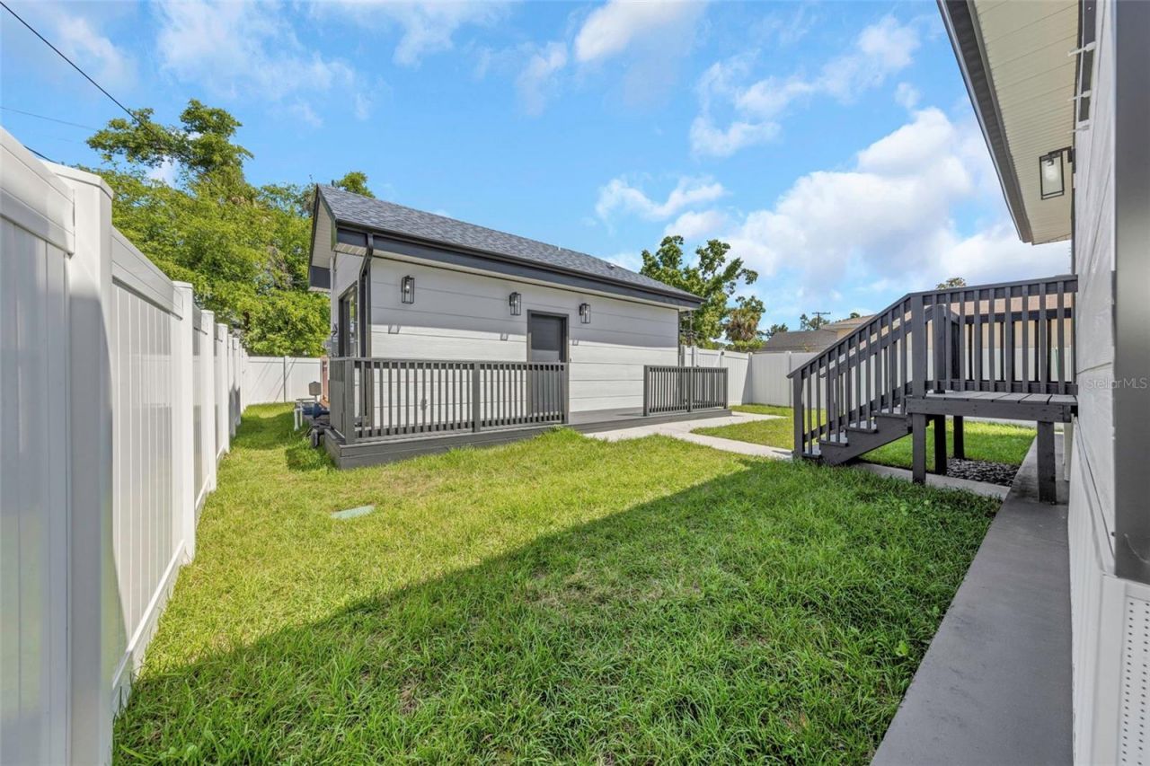 1125 Melrose Avenue S, Saint Petersburg, FL 33705 Photo