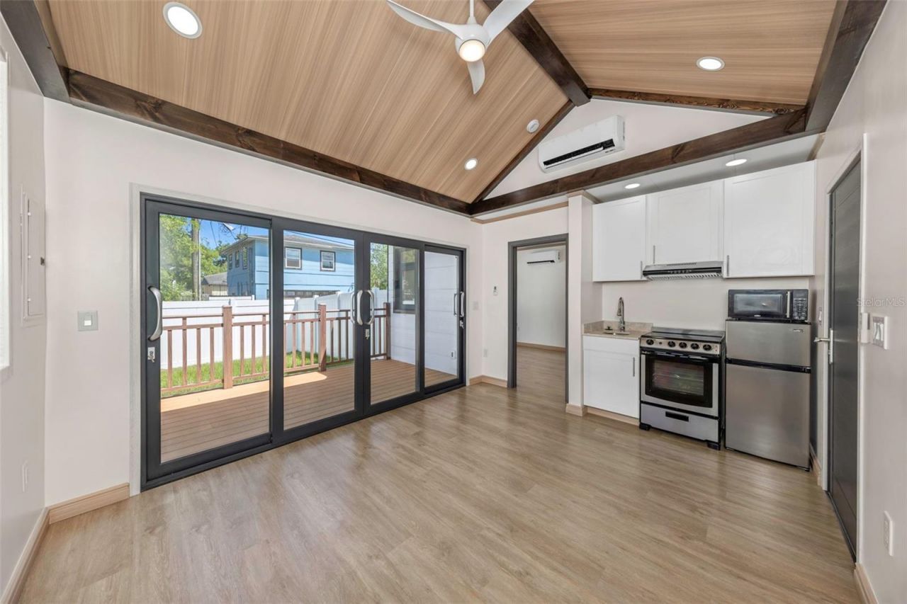 1125 Melrose Avenue S, Saint Petersburg, FL 33705 Photo