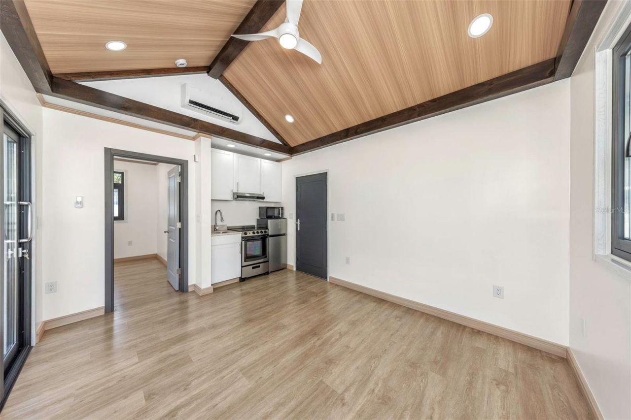 1125 Melrose Avenue S, Saint Petersburg, FL 33705 Photo