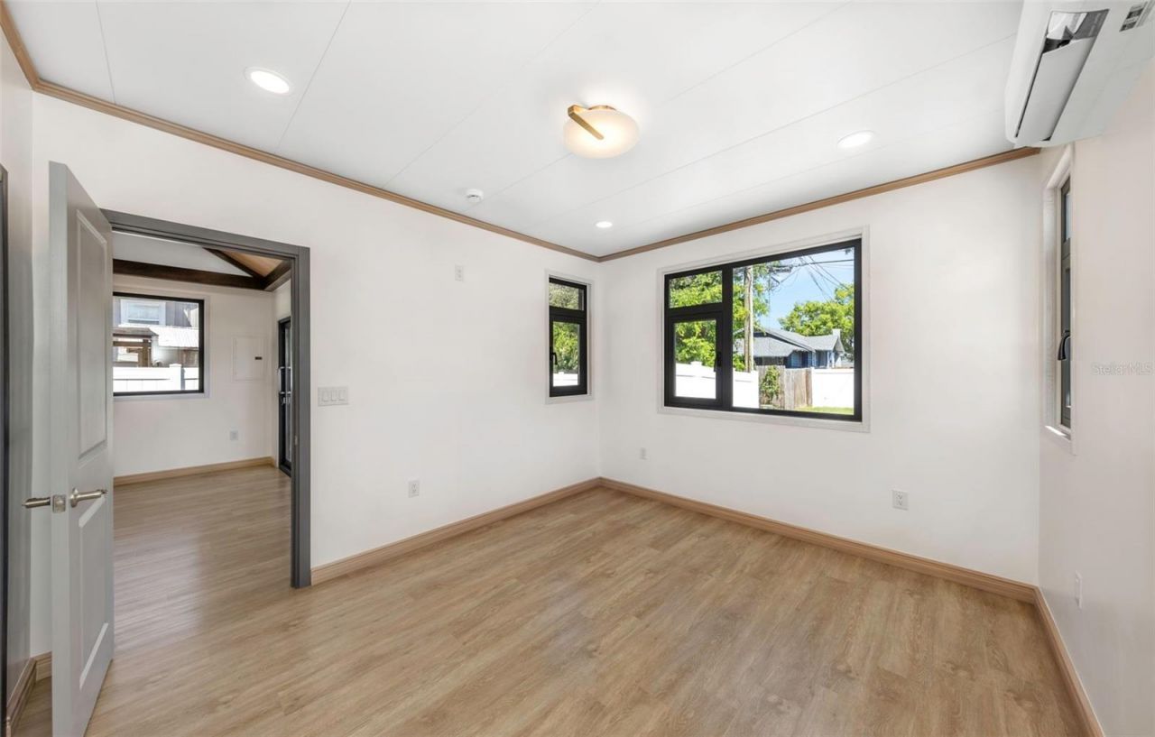 1125 Melrose Avenue S, Saint Petersburg, FL 33705 Photo