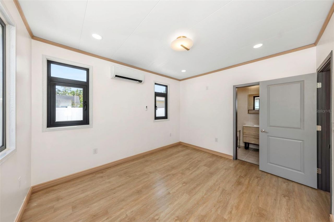 1125 Melrose Avenue S, Saint Petersburg, FL 33705 Photo